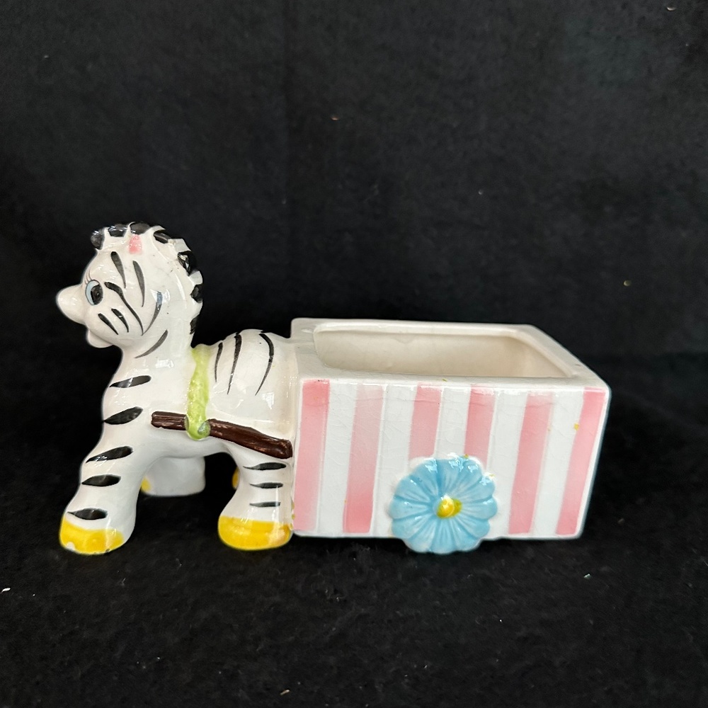 Grant Crest, vintage ceramic planter, Zebra with cart.